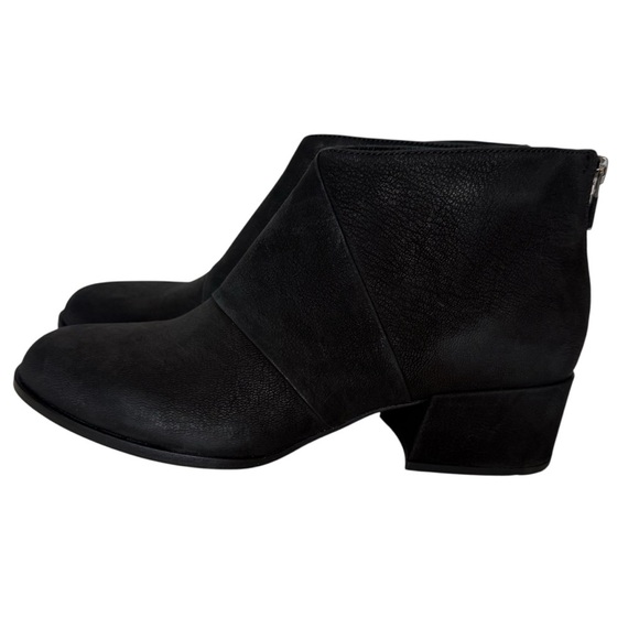 Eileen Fisher Leather Zip Block Heel Size 9 - Picture 1 of 6